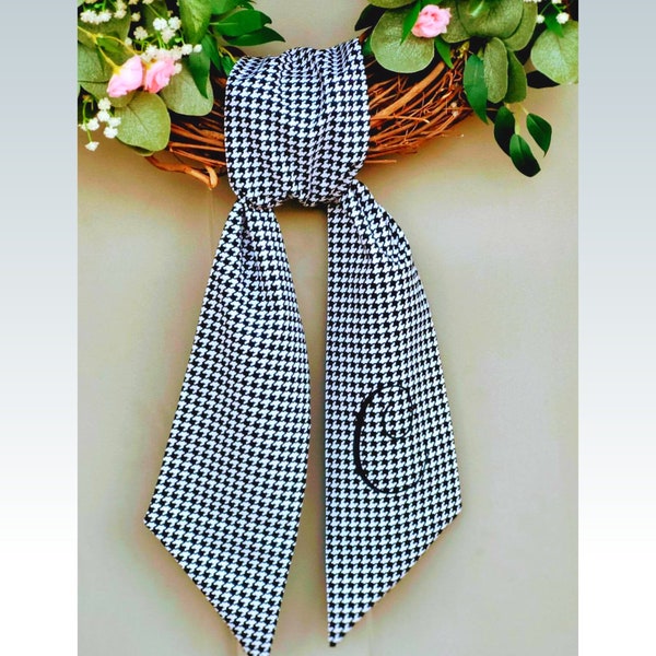 Wreath Sash Houndstooth Wreath Scarf Personalized Black and White Wreath Tie Houndstooth Sash for Front Door Wreath w/ Embroidered Monogram