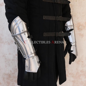 Lothbrok Bracer Gauntlets Steel Bracers Gauntlets Medieval Gauntlets Forearm Guard with Hand Guard for Larp, Reenactment and Halloween