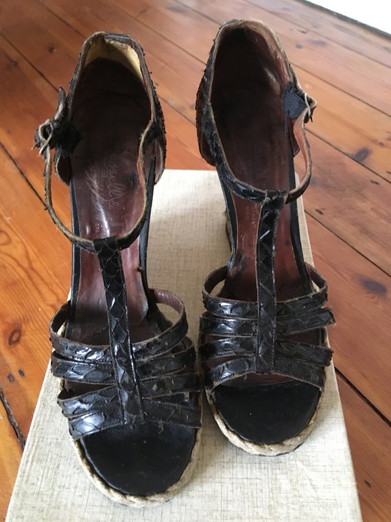 russell and bromley tan sandals