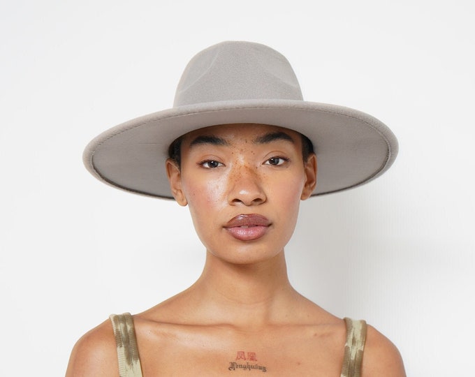 Women's Grey Wide Brim Fedora Hat