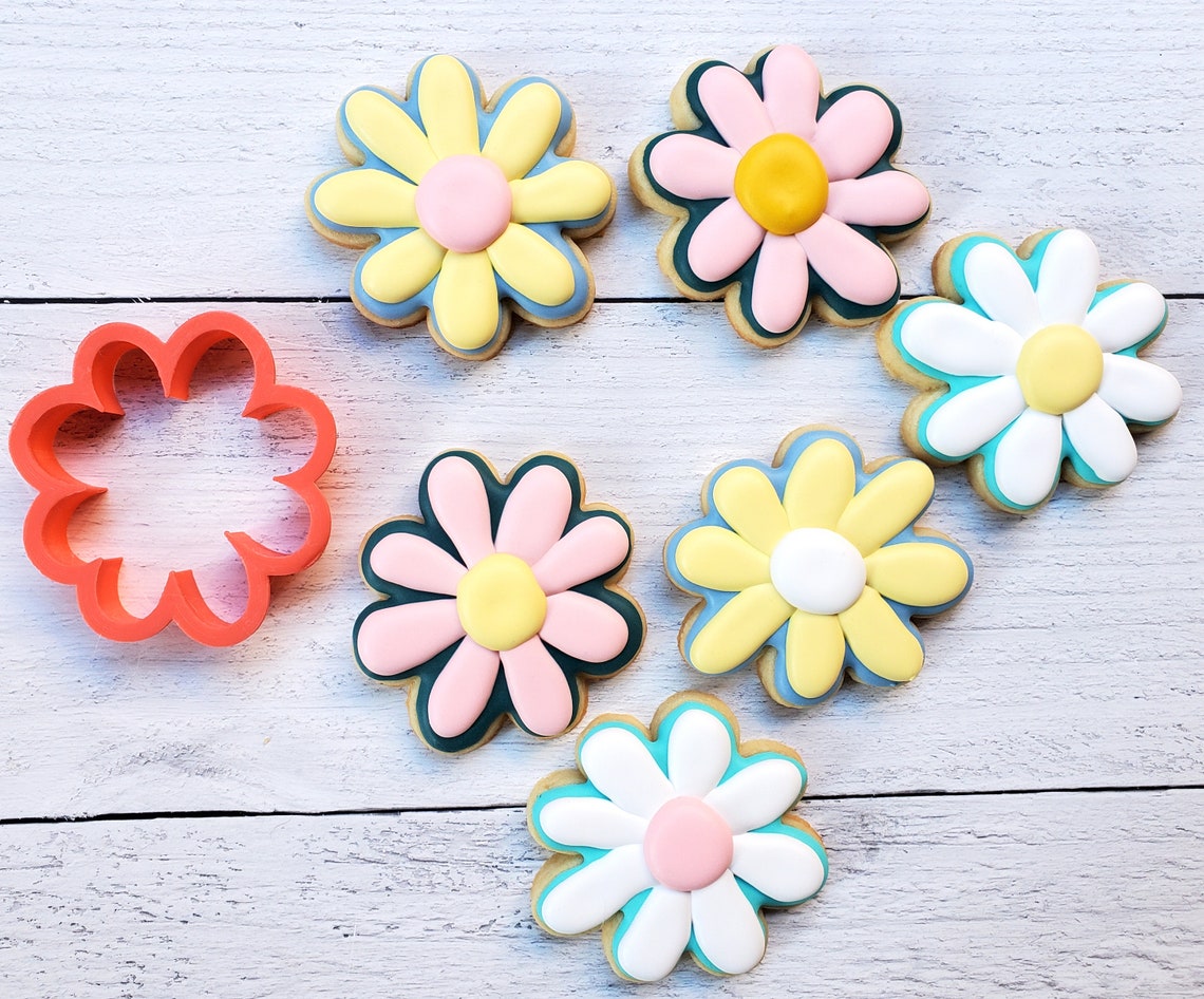 Rounded Flower Cookie Cutter | Etsy