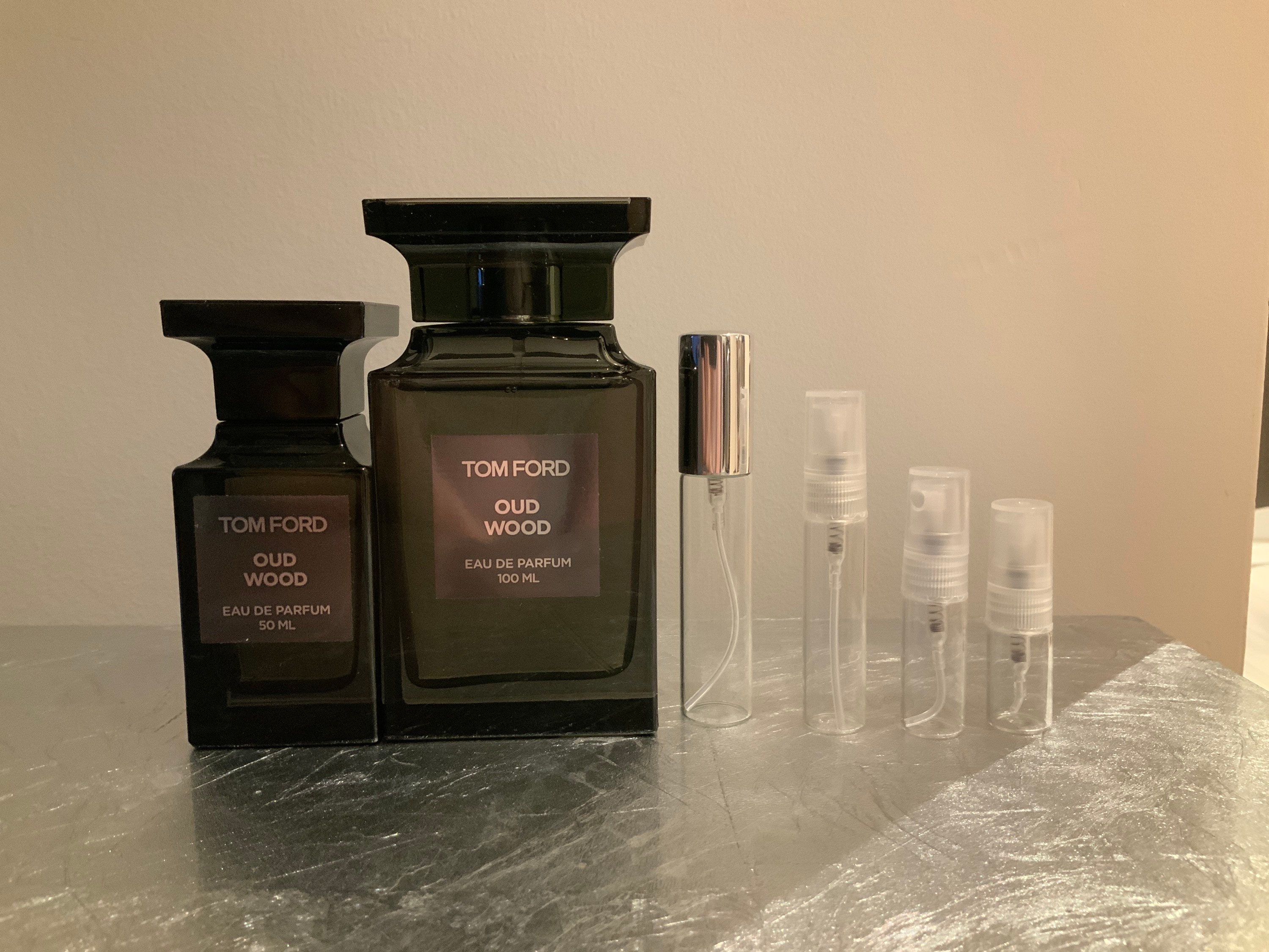 送料込 TOMFORD トムフォード 香水 OUDWOOD ウードウッド 10ml asakusa.sub.jp