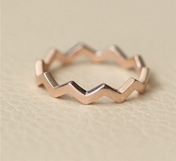 Rose Polished Zigzag Ring Rose Gold 
