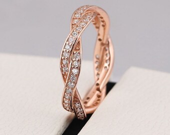 Twist of Fate Ring Rose Gold Plated 