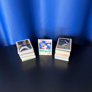 Toronto Blue Jays - 200+ Cards From the 80&#39;s and 90&#39;s - Various Brands