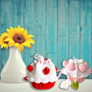 The strawberry cake handmade crochet bag