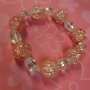 Crackle beads bracelet