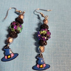 Witches hat dangle drop earrings