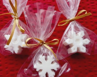 20 pcs Mini Snowflake Soaps Set, Christmas gift, Gifts for guests, Winter wedding soap, Wedding shower gifts, Bulk soap, Custom soap.
