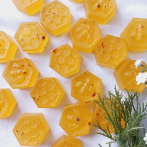 100 Mini Honey Soaps: Handmade Guest Soaps, Baby Shower Favors