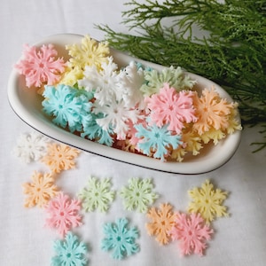 100 mini fiocchi di neve di sapone, viaggi invernali, sapone per ospiti, sapone sfuso, regalo di Natale, monouso, piccoli regali, mini sapone di pizzo.