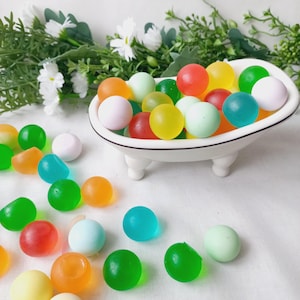 Mini Soap Balls: Scented Party Favors with Essential Oils