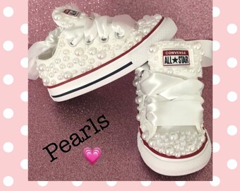 Pearls Converse Sneakers. Children's Sneakers With Pearls .Pearls On Converses.Flower Girls Sneakers . Pearls On Chucks. Wedding Sneakers.