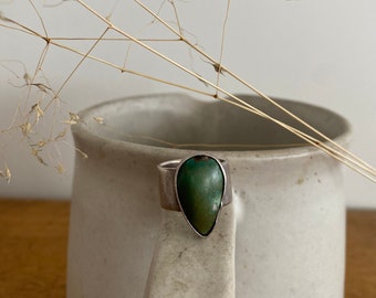 Vintage Turquoise Teardrop Silver Ring