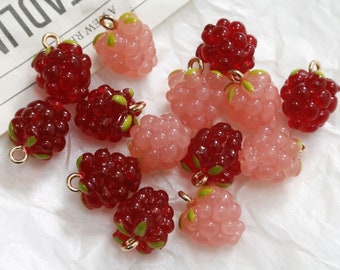 2 sztuk Raspberry Charms żywica owoce biżuteria Charms 3D winogron wisiorek DIY bransoletka naszyjnik kolczyki ustalenia hurtownia zapasy rzemieślnicze, H224