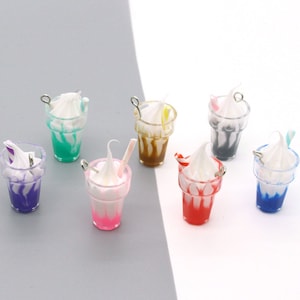 4pcs Realistic Ice Cream Cup Charm Ice cream sundae charms Resin Drink pendant Beverage Keychain Findings Jewelry making Craft Supplies,H130