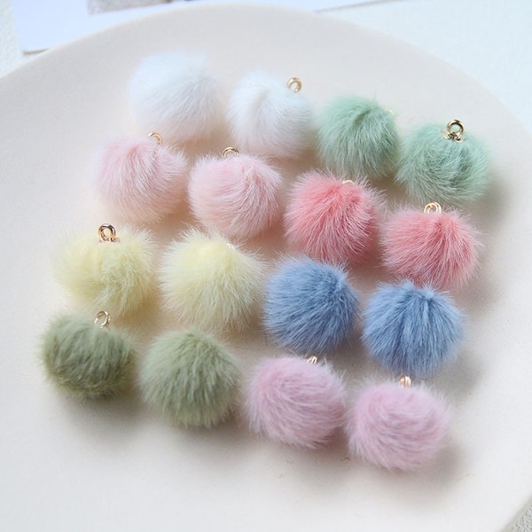 10 pièces 18mm peluche fourrure charme bouffée boule pompon peluche charme petit pendentif boucle d'oreille sac porte-clés collier bracelet bijoux artisanat fournitures, H216