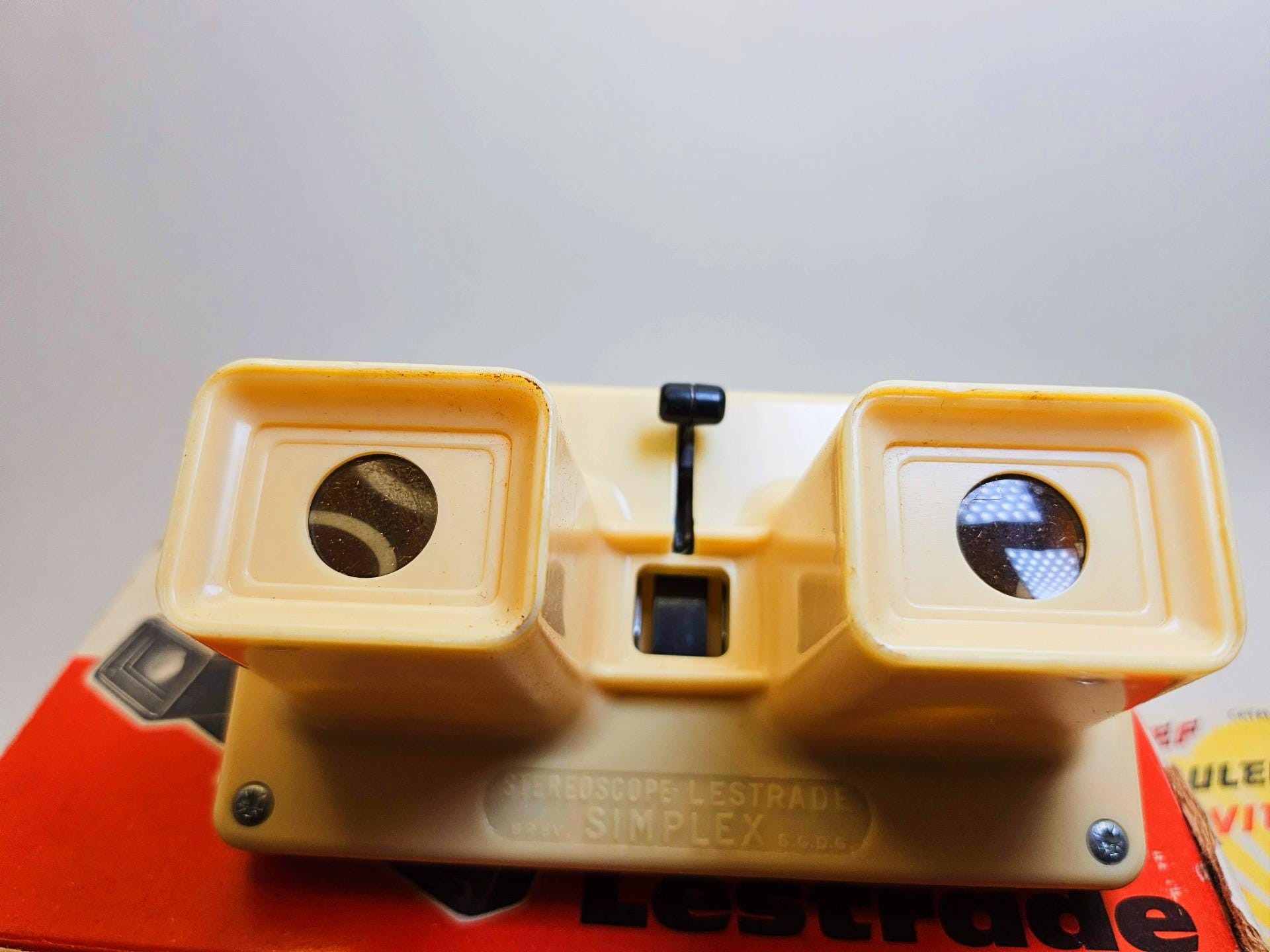 Simplex Lestrade Stereoscope – Vintage 3D Viewer With 36