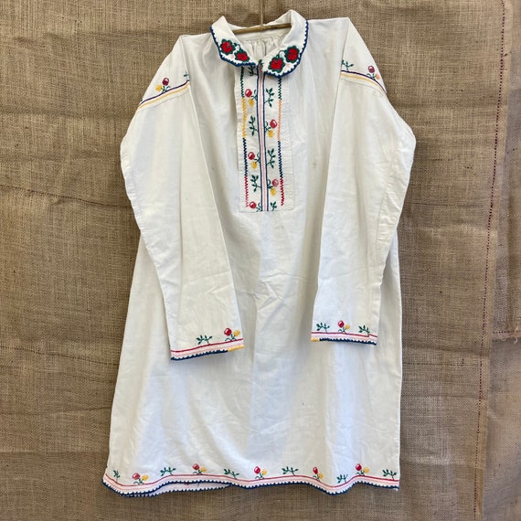 handmade folk Embroidered 1980s Romanian smock dr… - image 8