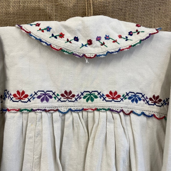 Beautiful 1970s folk Romanian handmade blouse wit… - image 8