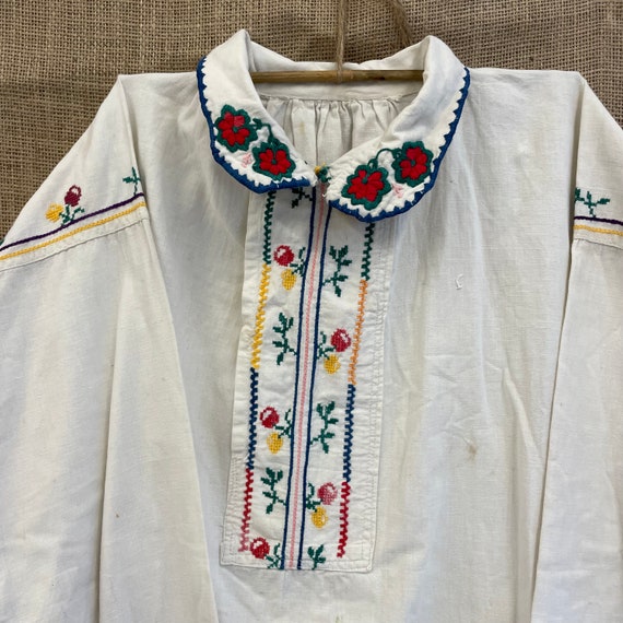 handmade folk Embroidered 1980s Romanian smock dr… - image 7