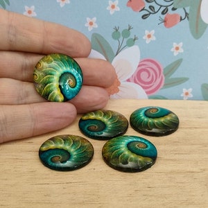 6x Peacock Feather Print Cabochons, 25mm Cabochons, Printed Bird Cabochons, Bird Themed Cabochons