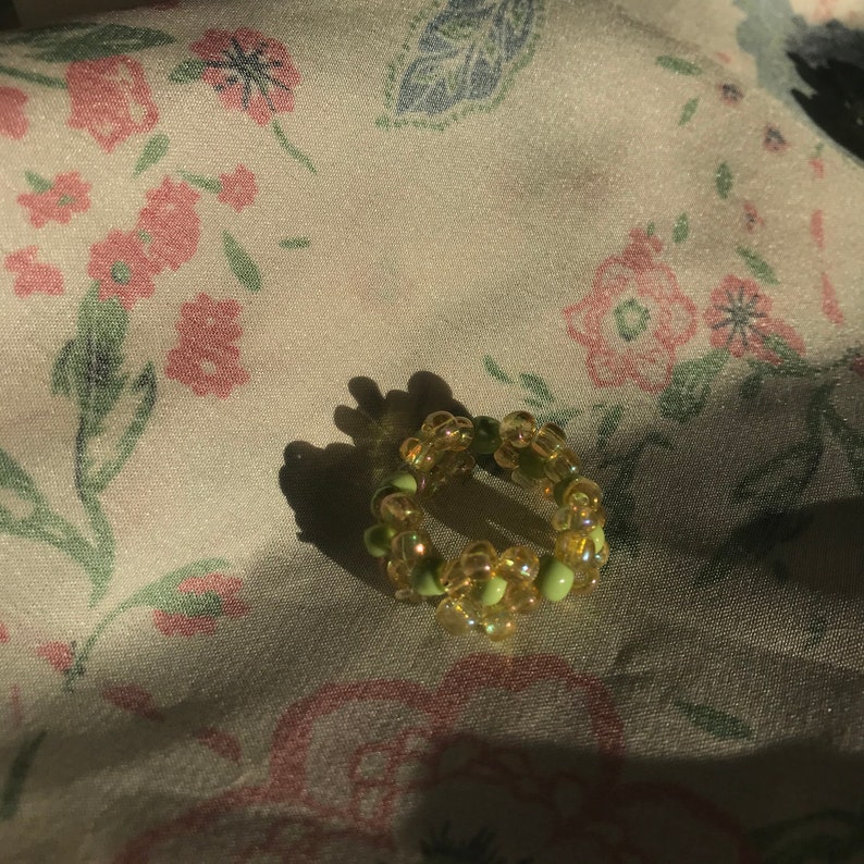 Chunky beaded flower rings