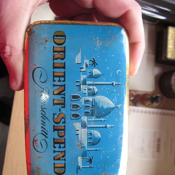Old tin cigar box Orient Spende Feinschnitt