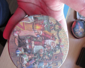 Coasters 6 pieces in Tin Box Santa Claus