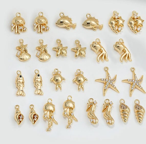 14K ゴールドメッキ CZ ヒトデチャームペンダント、タツノオトシゴ