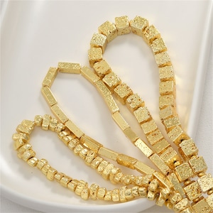 Cuenta cuadrada de lava natural, cuenta rectangular de roca volcánica, cuenta de bloque chapada en oro, cuenta irregular, cuenta de pulsera, cuenta de collar de hebra completa