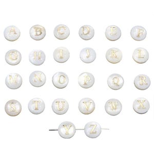 Witte schelpvormige letterkralen, 26 alfabetkralen, lettercakekralen, naamkralen, monogramkralen, platte ronde ponykralen, tussenkralen voor kettingen en armbanden, 6 mm