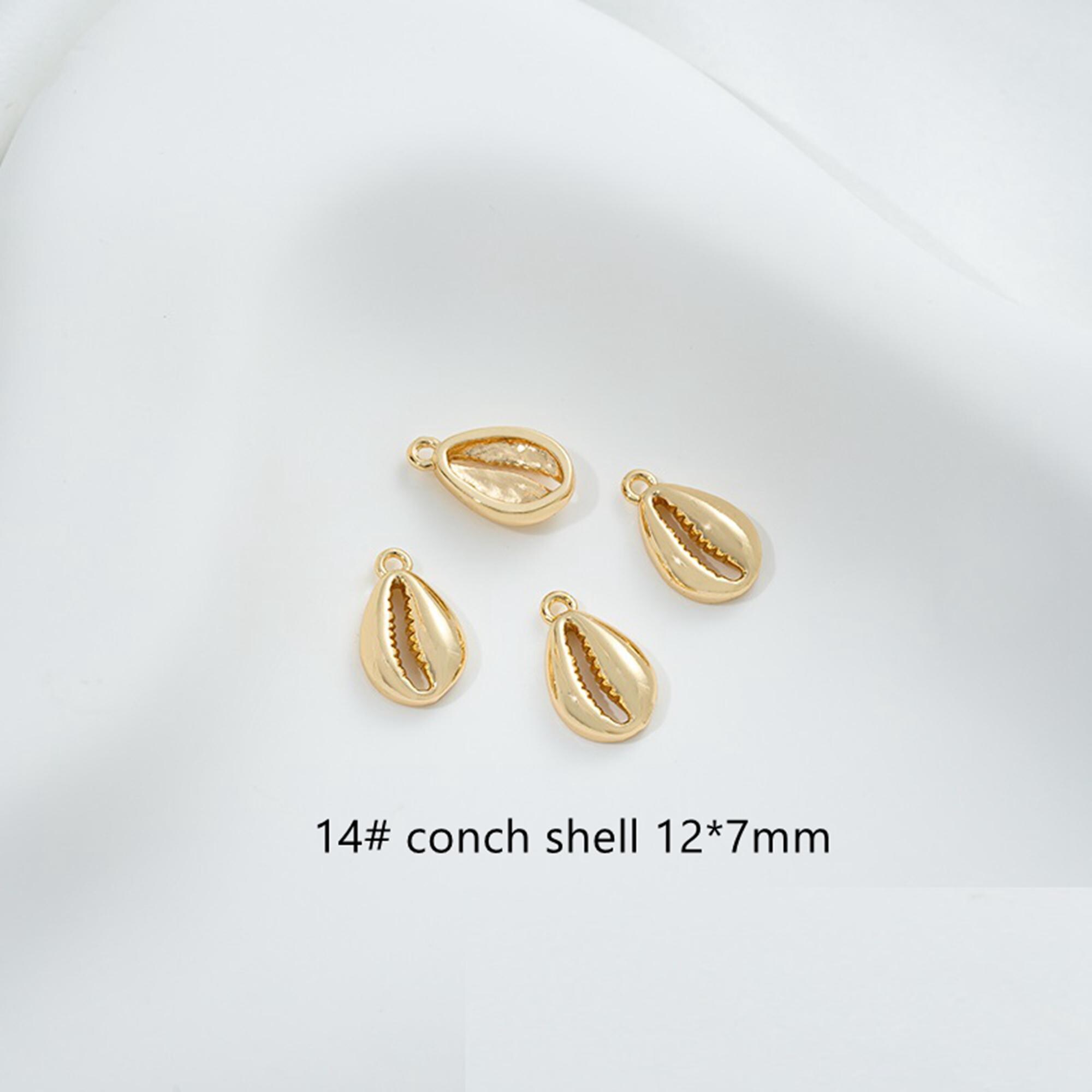 14K ゴールドメッキ CZ ヒトデチャームペンダント、タツノオトシゴ