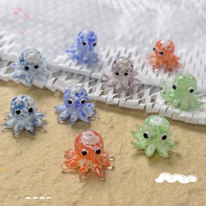 Perlina di polpo smaltata colorata, perlina di animali, perlina estiva, perlina tropicale, perlina focale, perlina oceanica, perlina di vetro lavorato a lume, distanziatore per bracciale