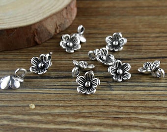 EverReena Beads Romantic Lilac Flower Charm for Silver Bracelets EverReena Beads Romantic Lilac Flower Charm for Silver Bracelets