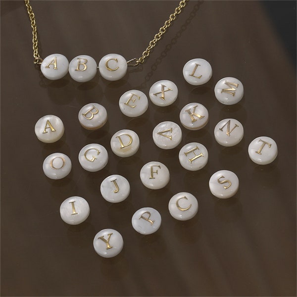 Perles de lettre de coquille, perle d’alphabet, perle initiale, perle majuscule, perle de nom, entretoise de bracelet, perle de monogramme, perle ronde plate de poney 6mm 8mm