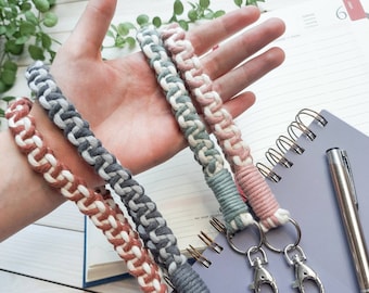 Macrame Wristlet, Customized Keychain, Car Key Accessories, Hands Free Keychain, Recycled Cotton Cord, More Than 40 Colors To Choose From