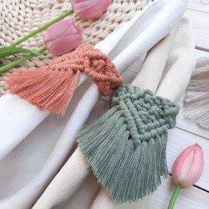 Portatovaglioli Macrame, Decorazioni da tavola Boho, Accessori da sposa, Anelli di tovagliolo personalizzati, Regalo per la festa della mamma, Decorazioni da tavola, Regalo per il riscaldamento della casa