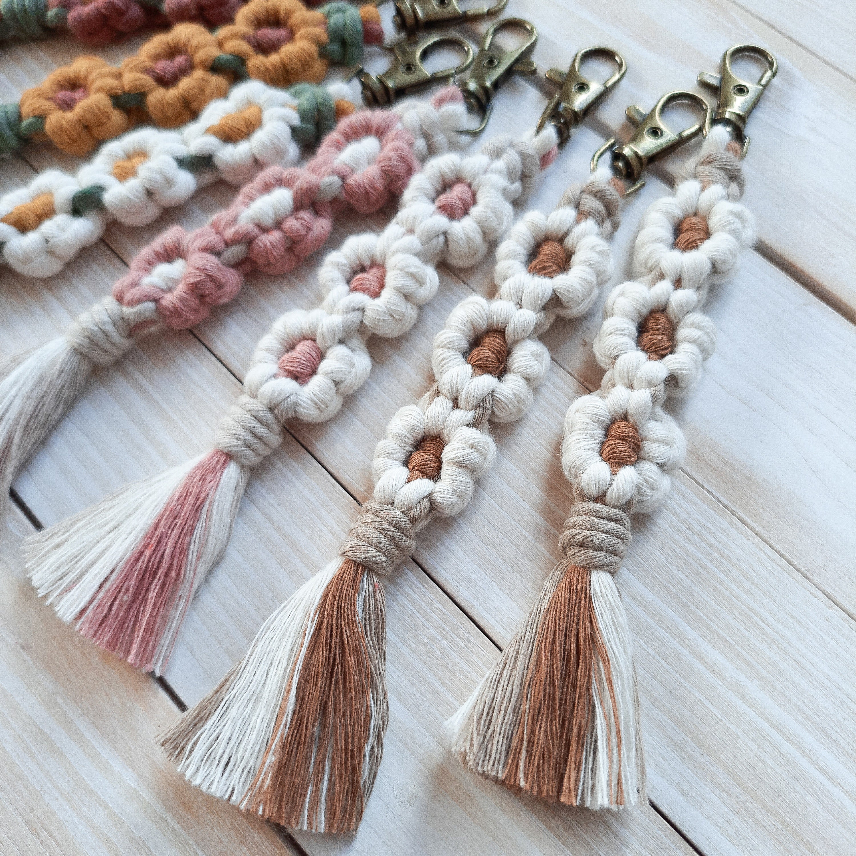 Daisy Macrame Keychain Flower Chain, Key Accessories Sunflower
