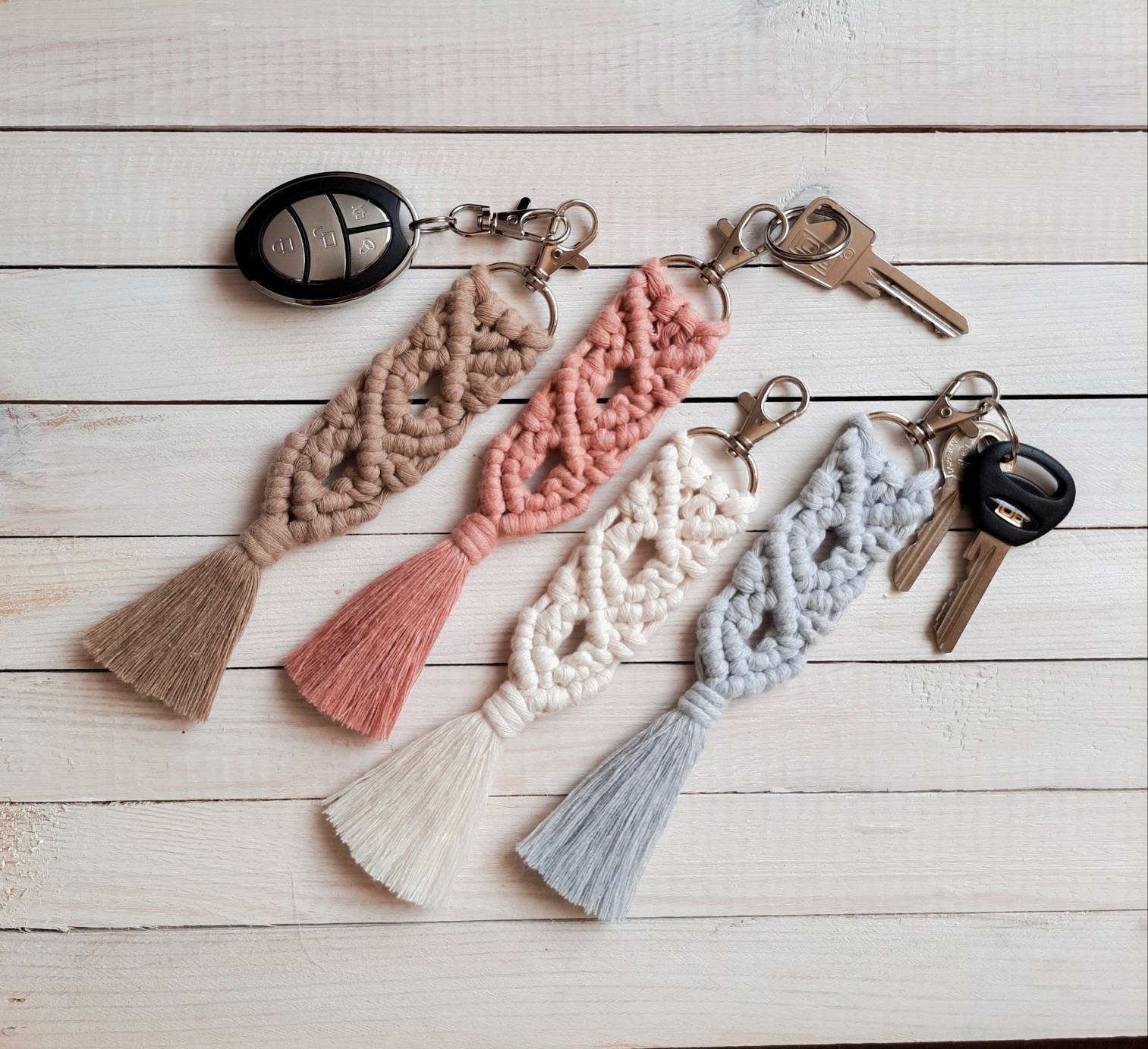 小物 deci//Carabiner Macrame Keychain Solid Keychain - Handmade Macrame Carabiner Keychain | 12