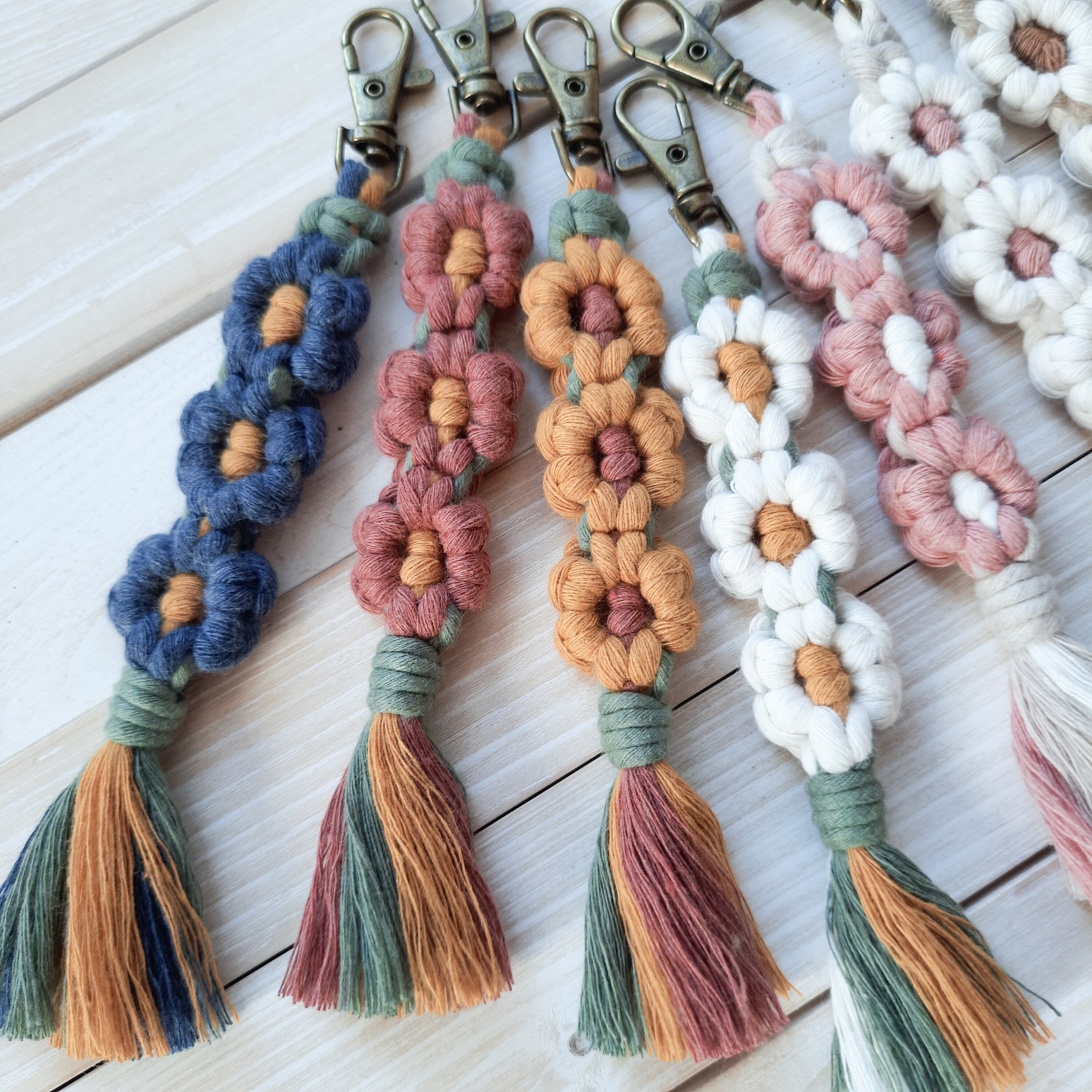 Daisy Macrame Keychain Flower Chain, Key Accessories Sunflower
