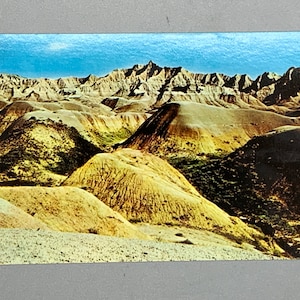Vintage Unused Postcard of South Dakota Big Badlands National Park - Mid century Postcard