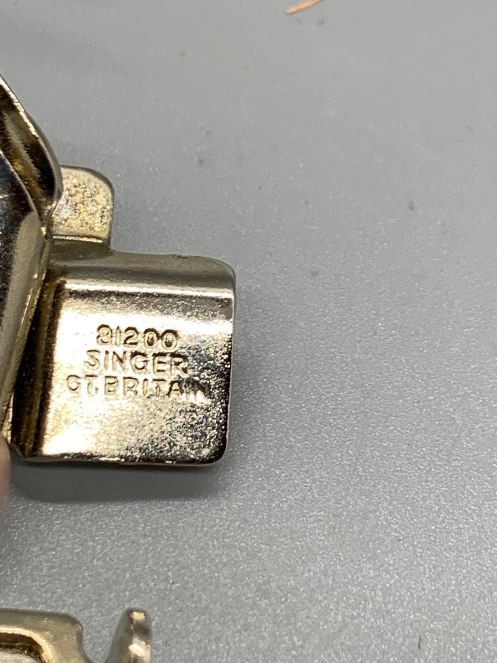 Singer GT Britain Slotted Binder Foot W/ Guides 81200 for - Etsy