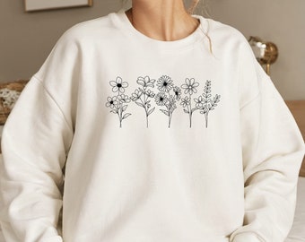 Flower Sweatshirt, Botanical Sweatshirt, Wildflower Shirt, Nature Crewneck Sweatshirt, Plant Sweatshirt, Wildflower Print Floral