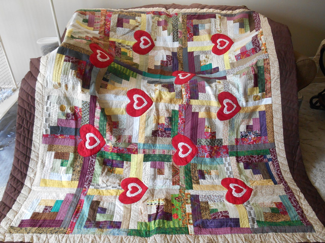 Log Cabin Quilt. Hearts Quilt - Etsy
