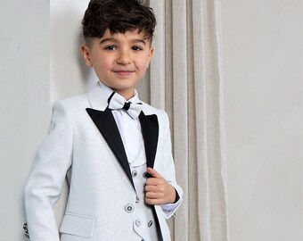 Boy's 5-Pieces Slim Fit White  Fashion Sequin Tuxedo Set  perfect for Weddings, Parties and more ) [jacket,  vest ,pants, shirt, bowtie]