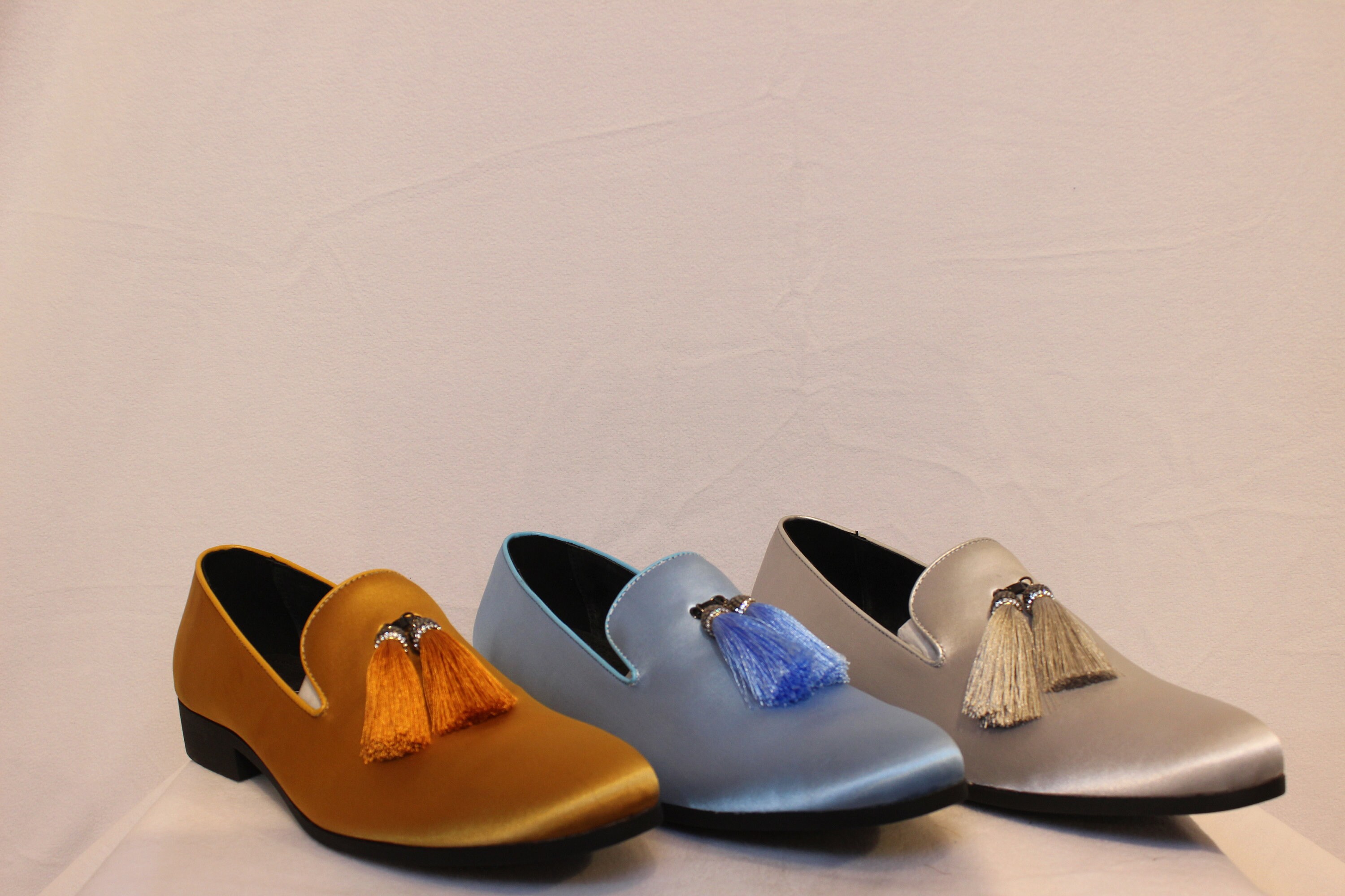 Gold hotsell tassel loafers