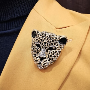 Gold Leopard Luxury Brooch Lapel Pin