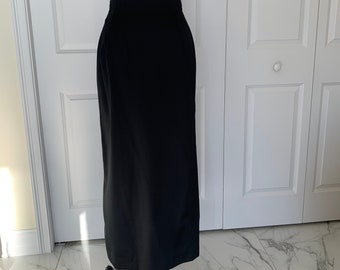 Vintage Black Maxi-Skirt With Side Slit