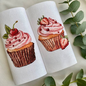 Padrão de ponto cruz para cupcake de morango - Gráfico de ponto cruz para bolo de cereja - Design de bordado de doces - Gráfico de ponto cruz - Padrão em PDF
